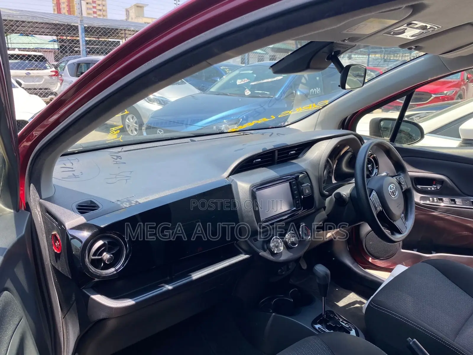 Toyota Vitz 2018 Red