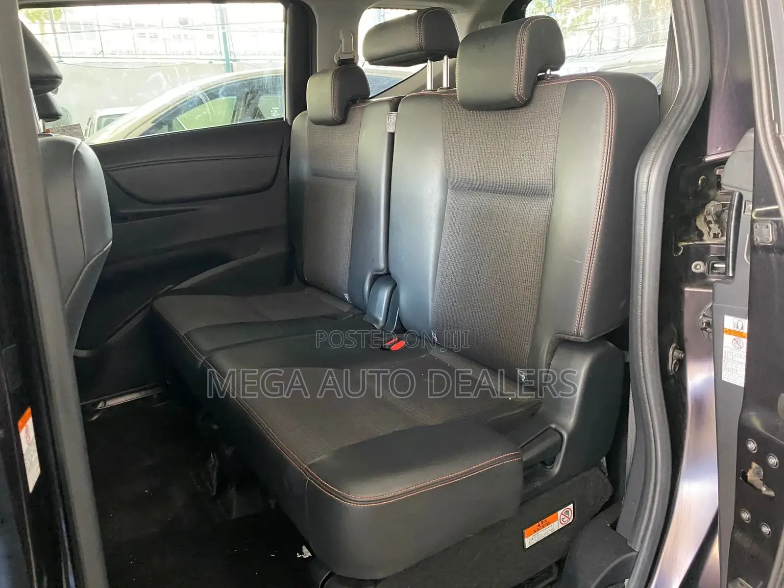 Toyota Sienta 2018