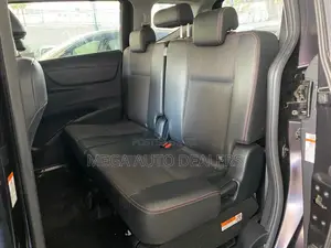 Toyota Sienta 2018