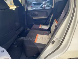 Toyota Passo 2018 White