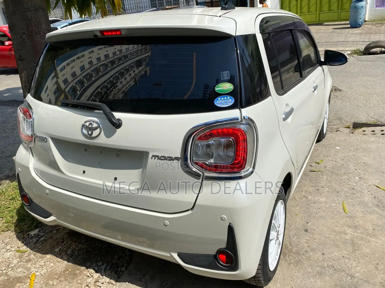 Toyota Passo 2018 White