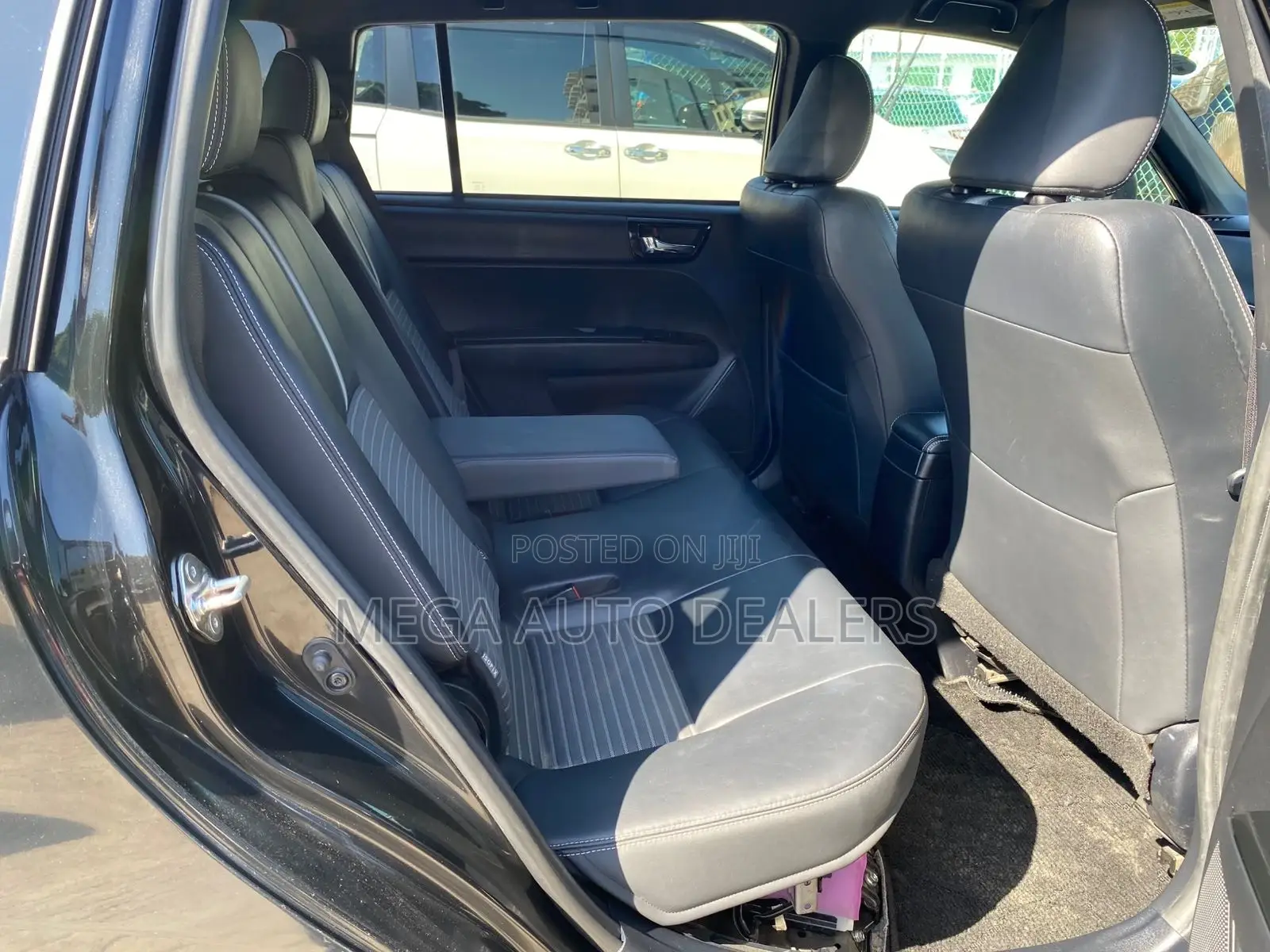 Toyota Corolla Fielder 2018 Blue