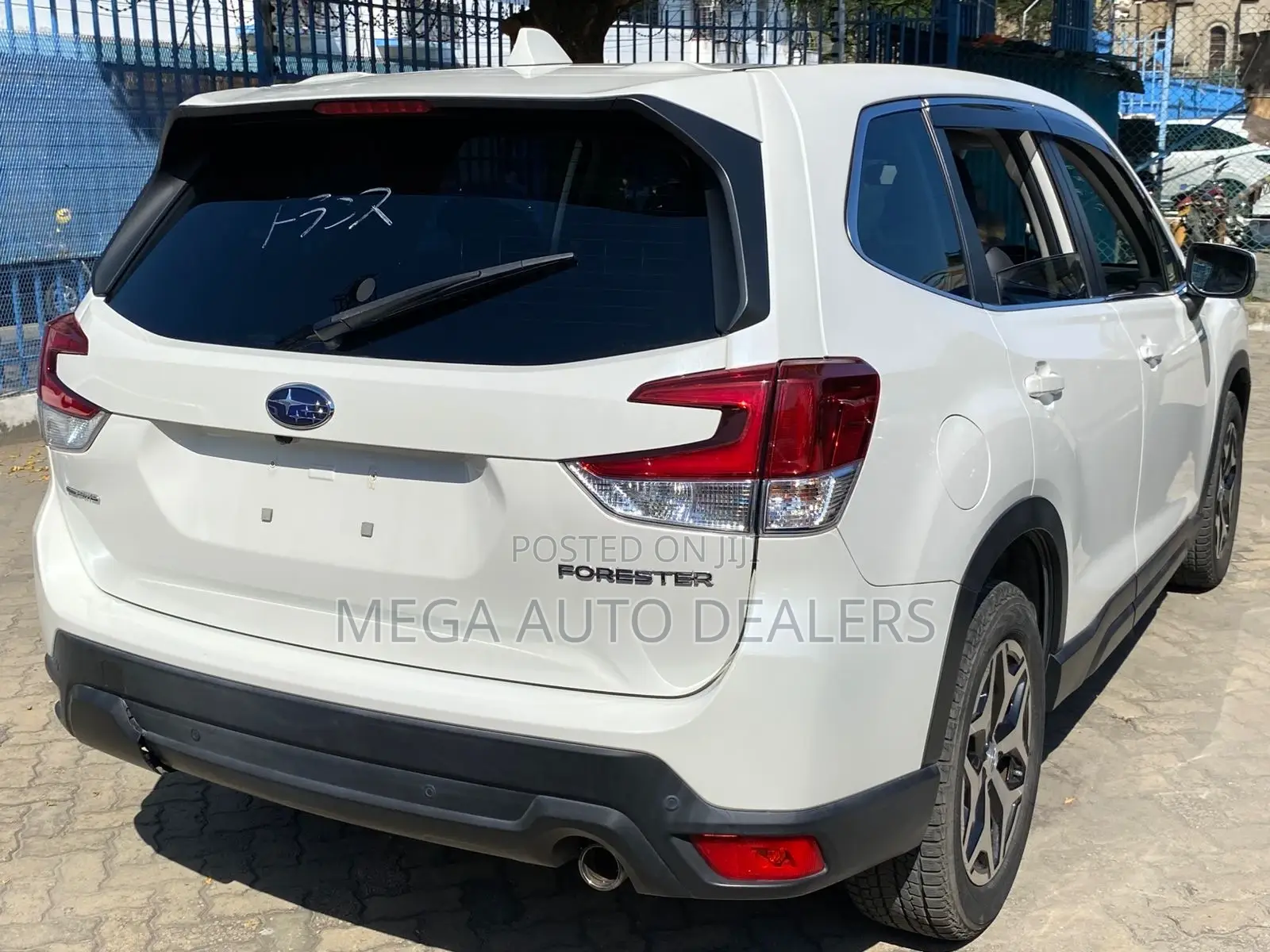 Subaru Forester 2018 White