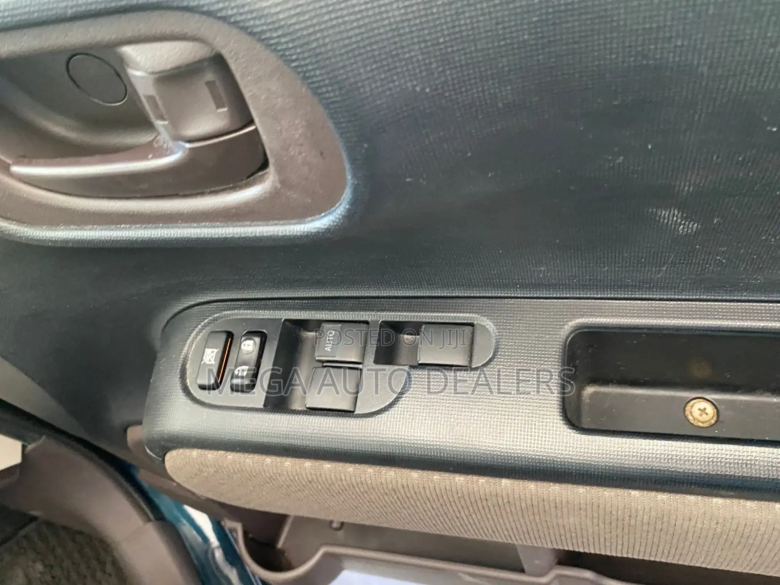 Toyota Spade 2018 Blue