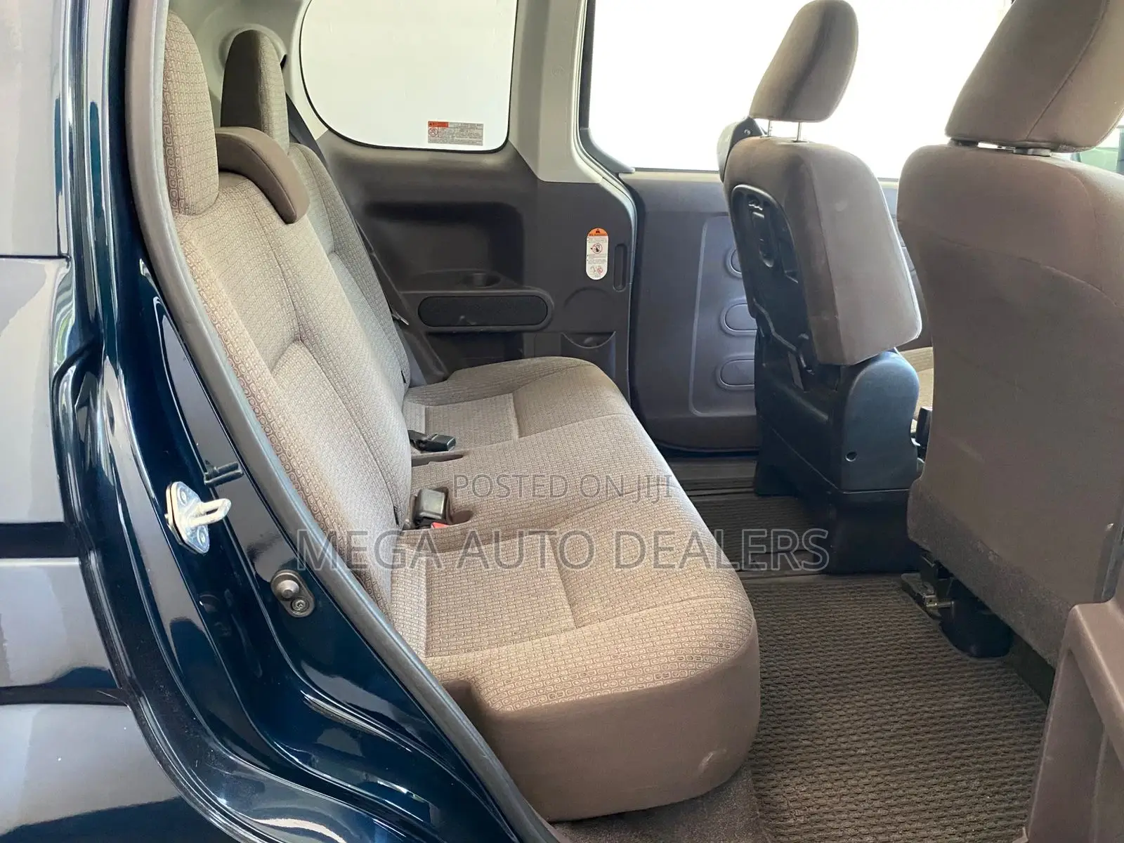 Toyota Spade 2018 Blue
