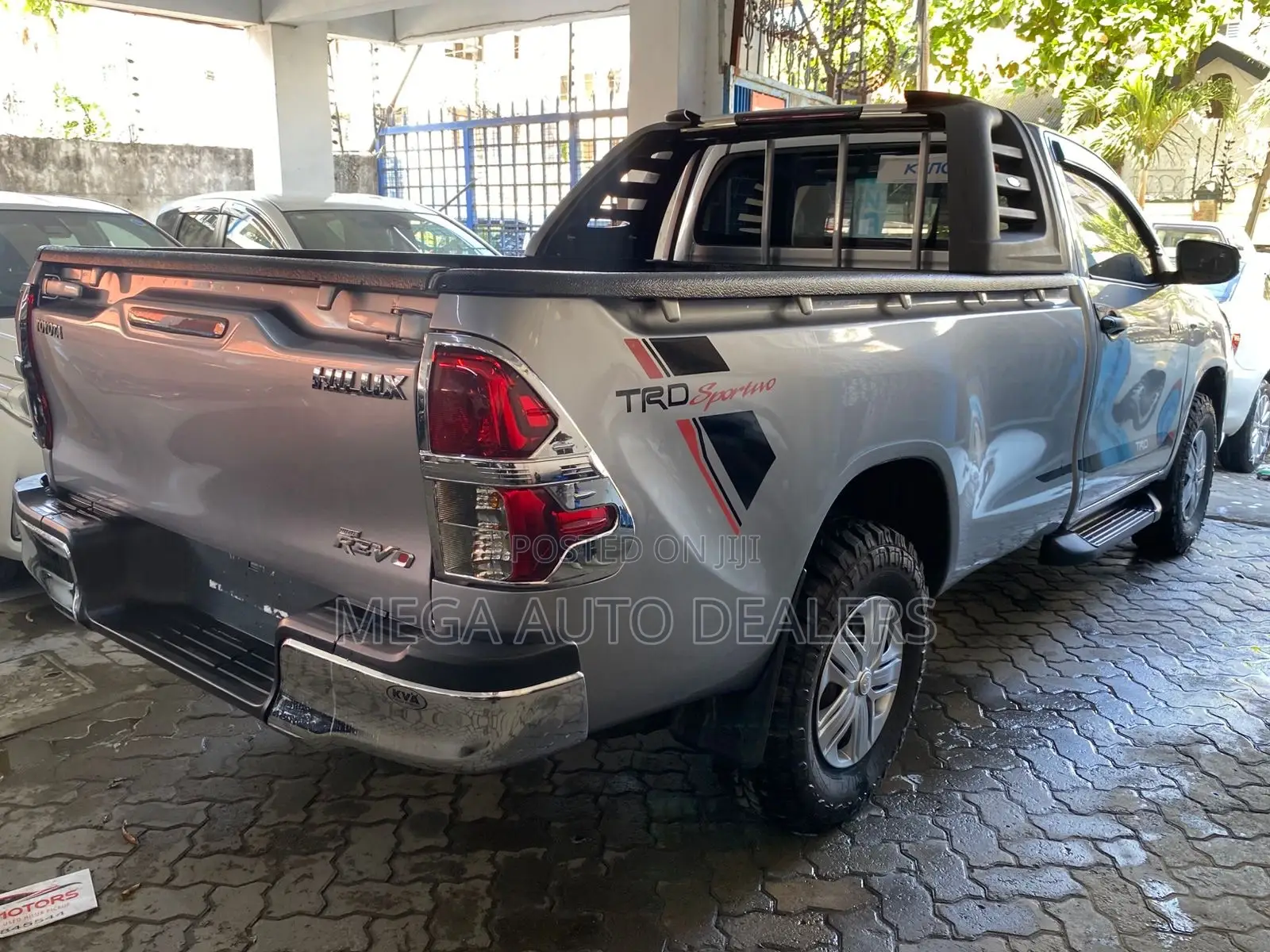 Toyota Hilux 2018 Silver