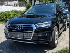 Audi Q5 2018 Black
