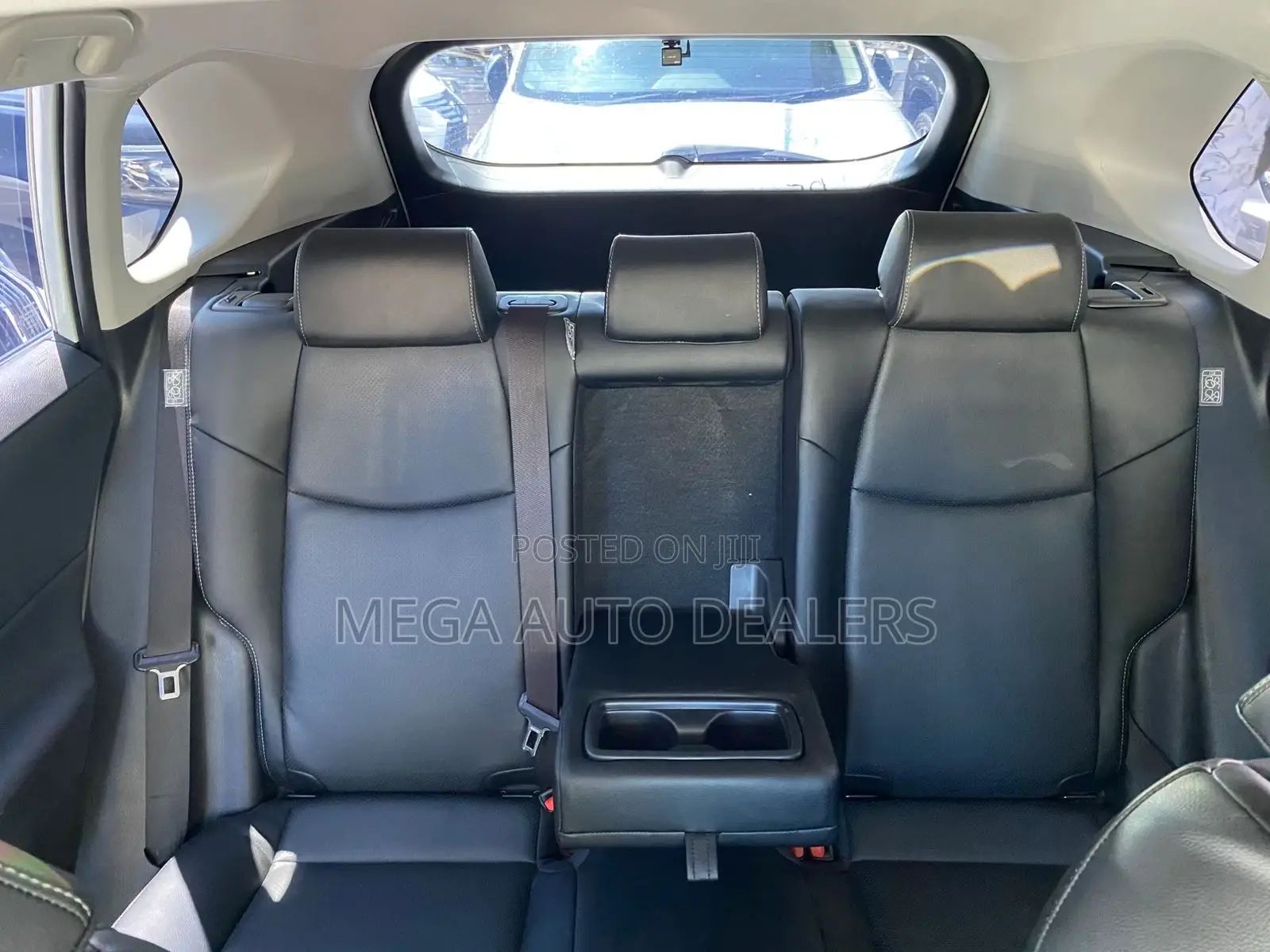 Toyota RAV4 2019 White