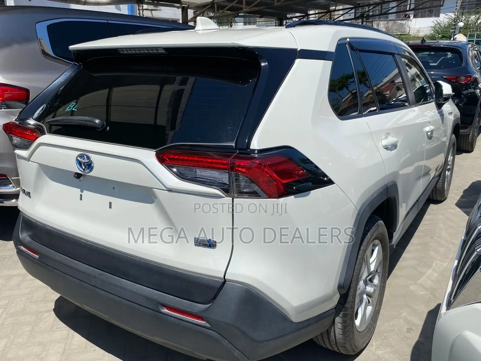 Toyota RAV4 2019 White