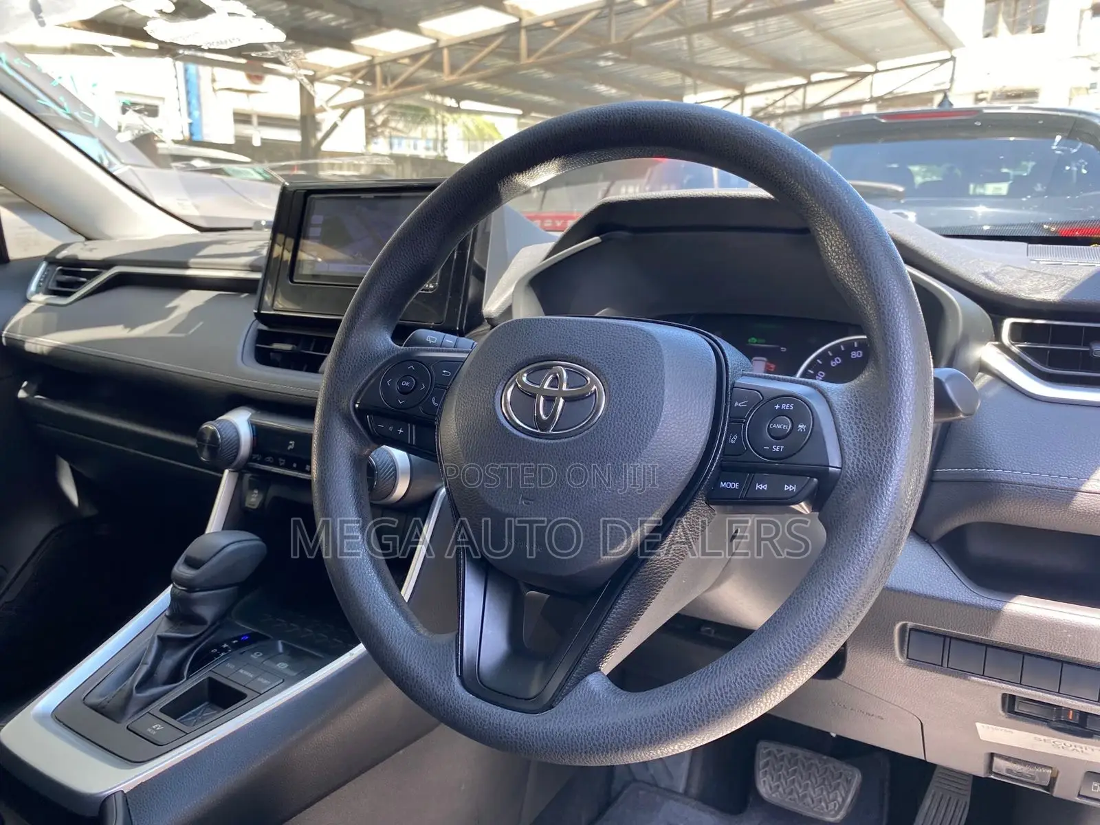 Toyota RAV4 2019 White