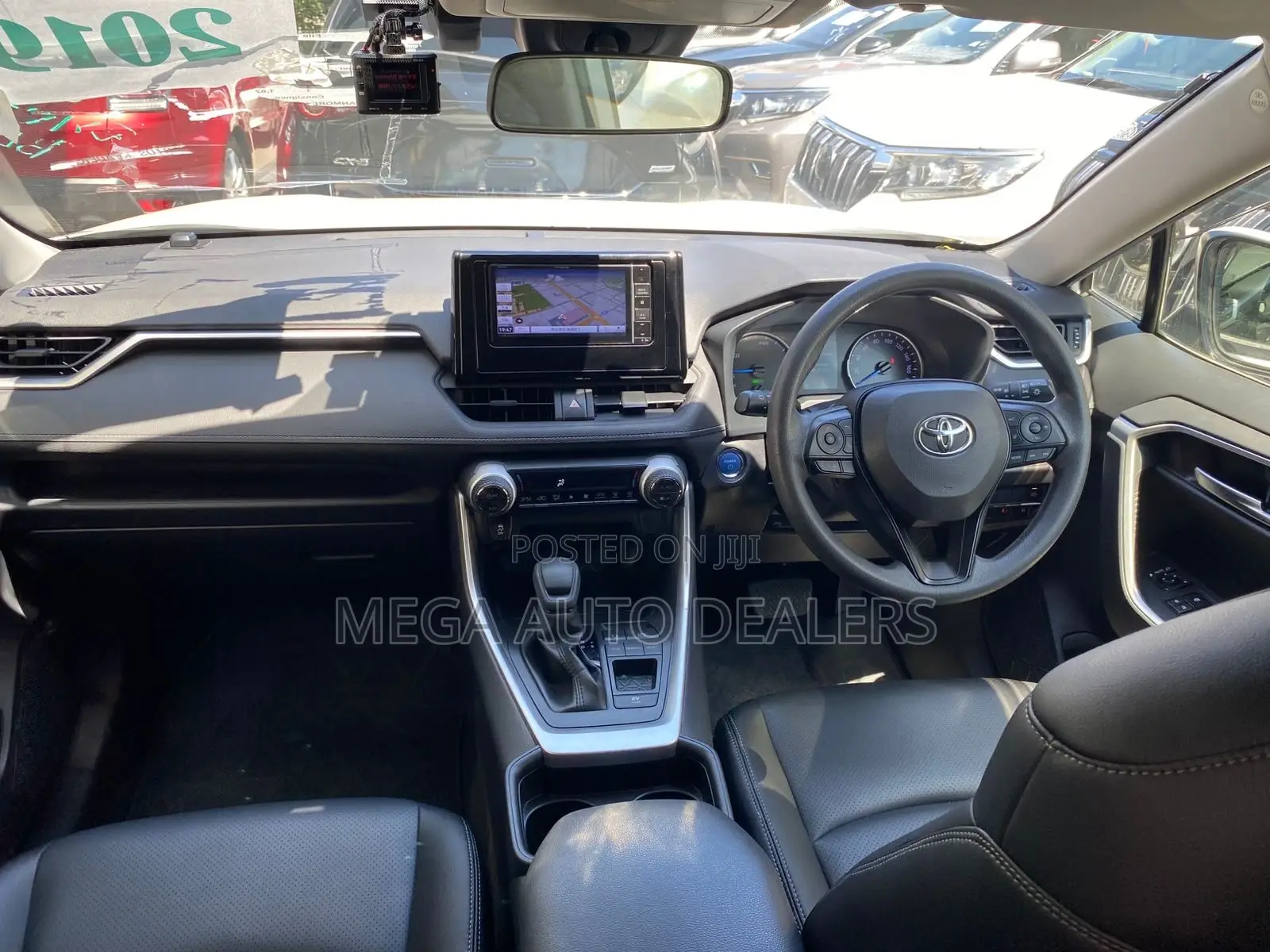 Toyota RAV4 2019 White