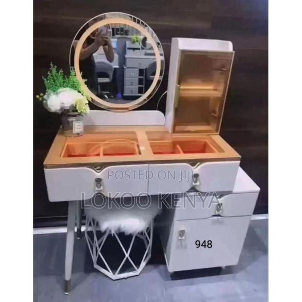 Dresser; Imported Wooden Vanity Dresser With Lighted Mirror