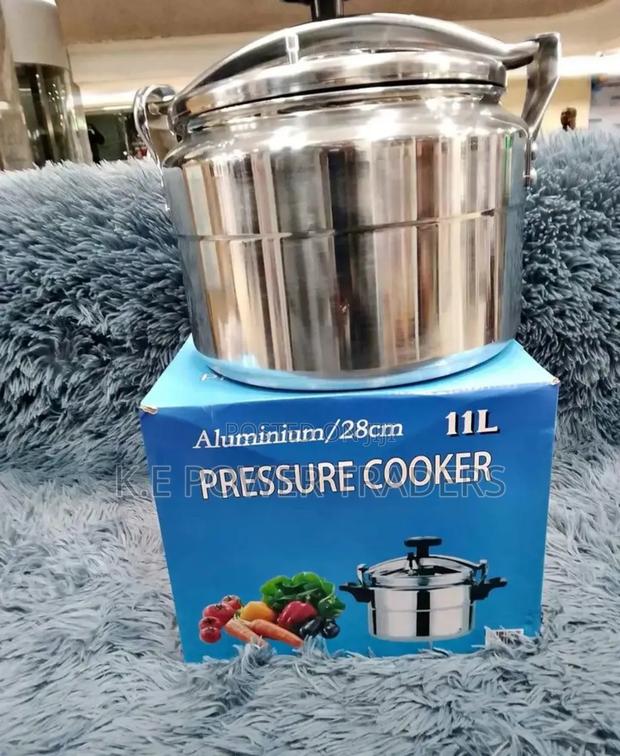 Pressure Cooker 11l - main view