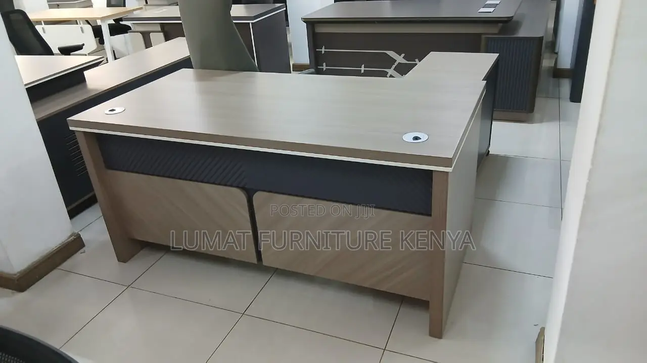 Advance 1.6m Modern Working Desk