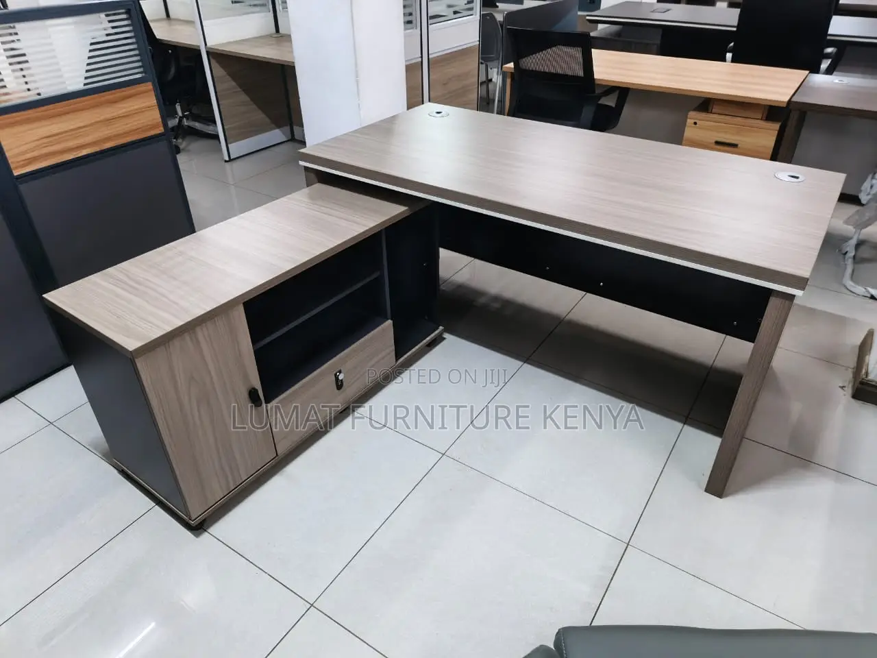 Advance 1.6m Modern Working Desk