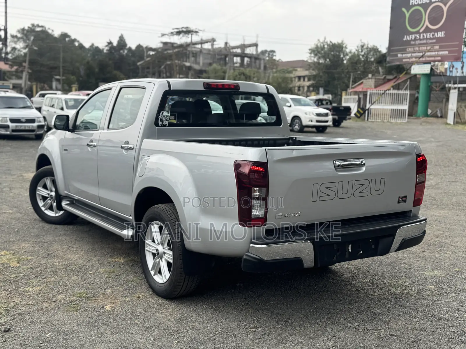Isuzu D-MAX 2018 Silver