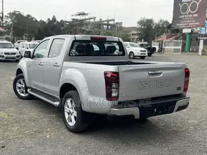 Isuzu D-MAX 2018 Silver
