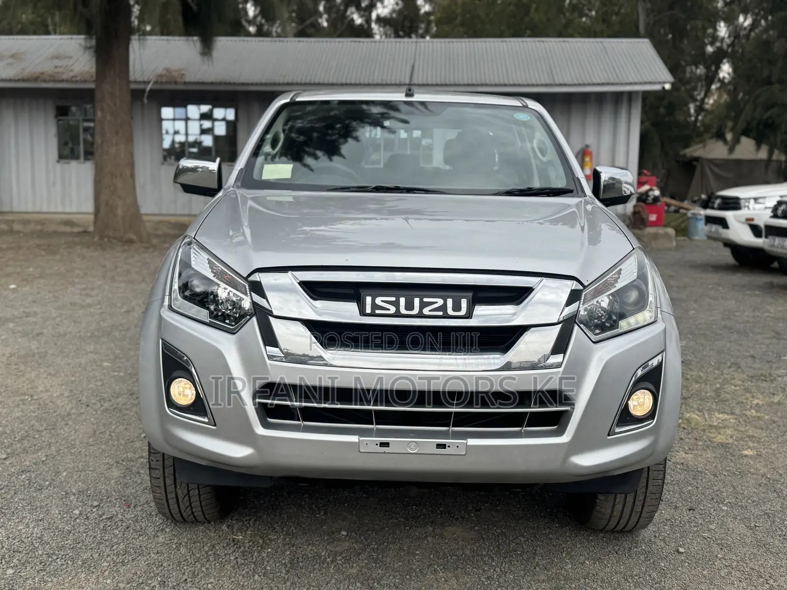 Isuzu D-MAX 2018 Silver