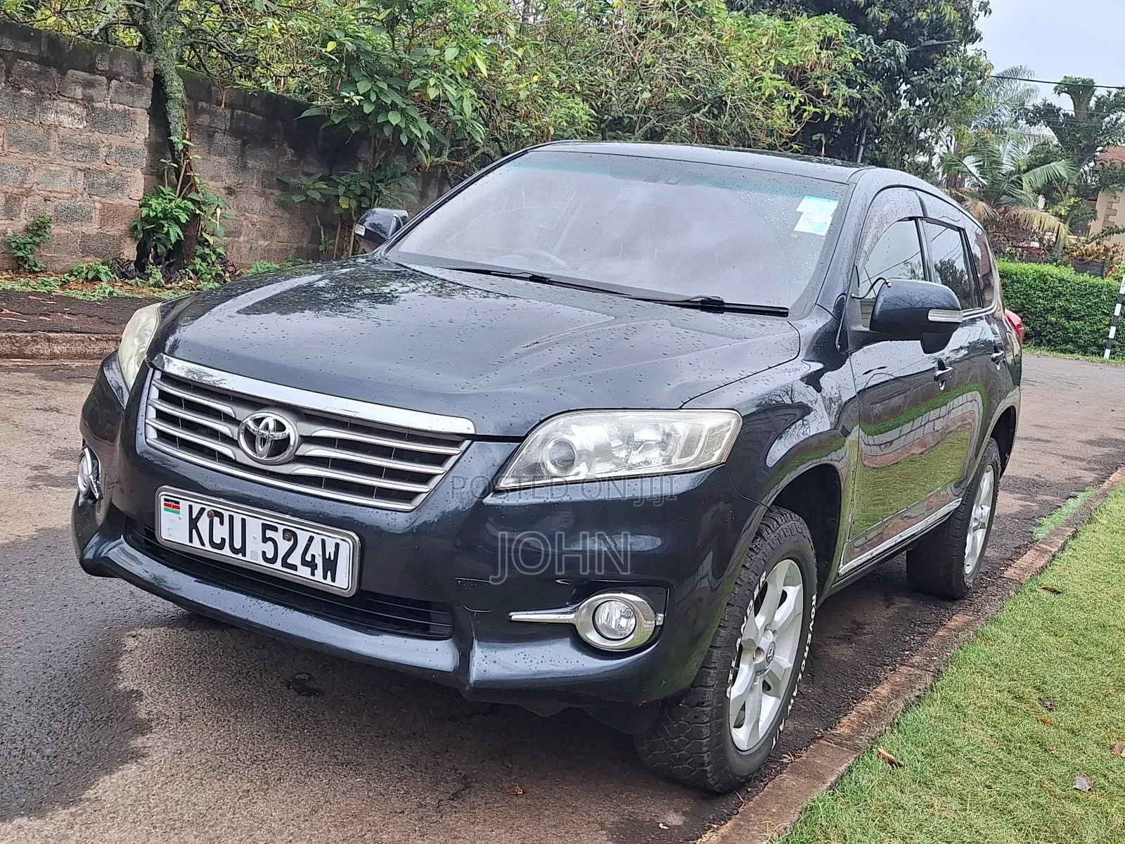 Toyota Vanguard 2012 Gray