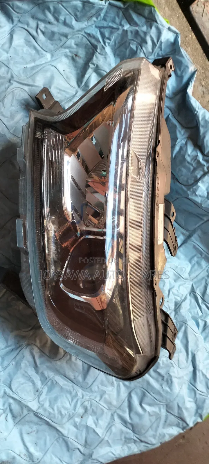 Ford Ranger Headlight