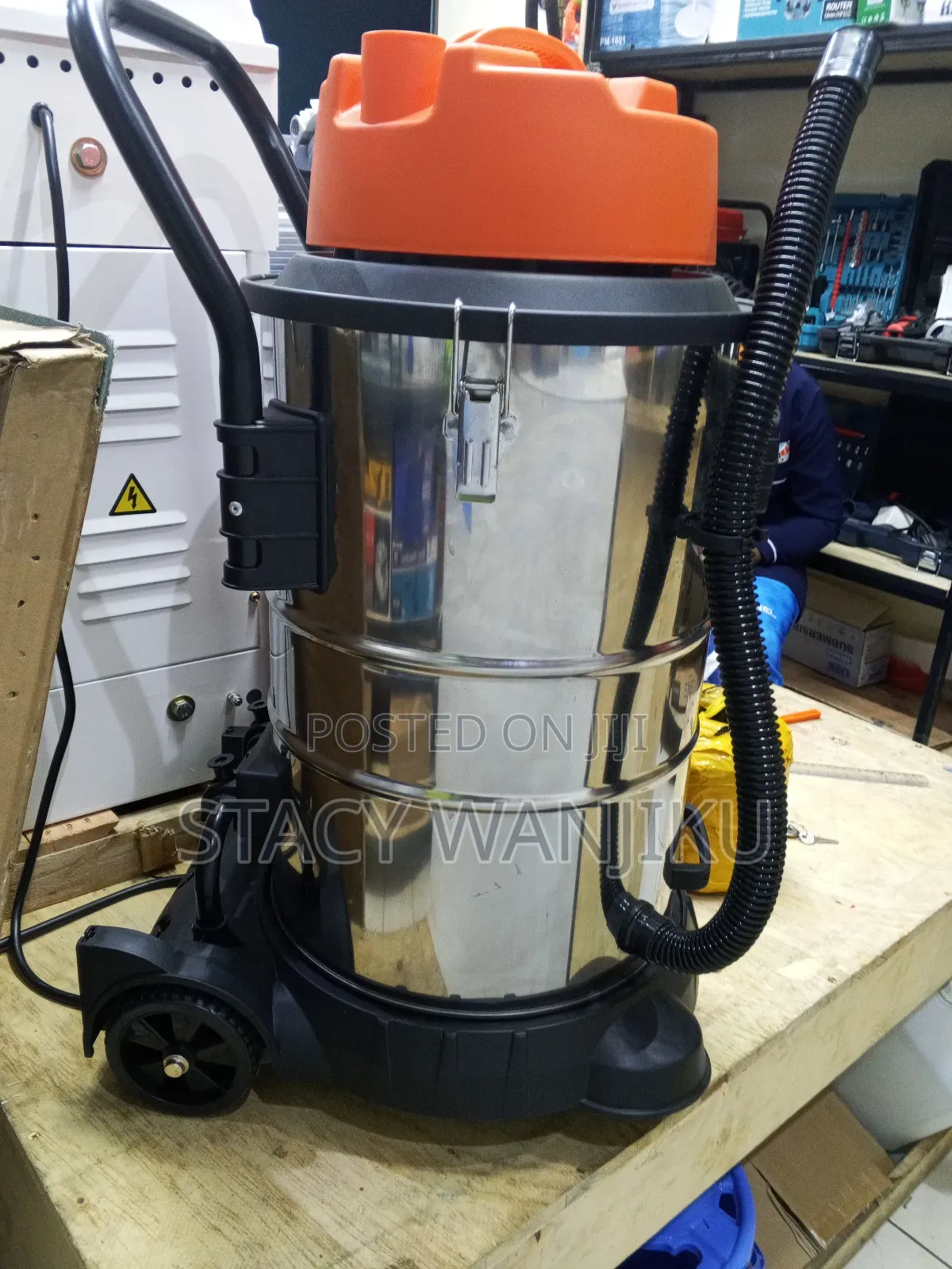 50l Astramilano Vacuum Cleaner