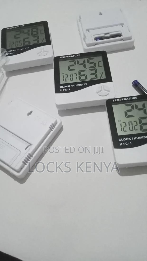 Humidity Clock - main view
