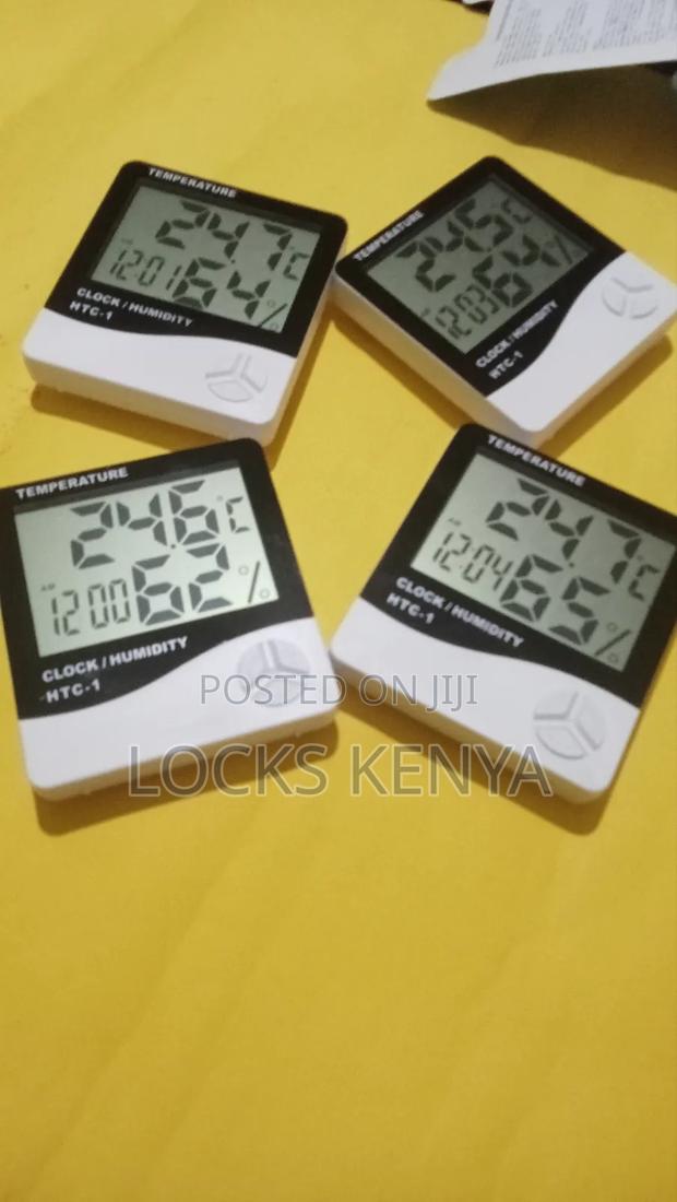 Construction Humidity Temperature Clock - main view