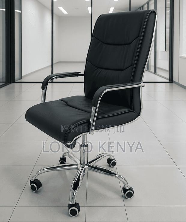 Office Chair; Ceo's Leather Luxury Swivel Ergonomic Office Chair