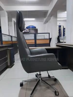 Gray Swivel Directors Office Seat
