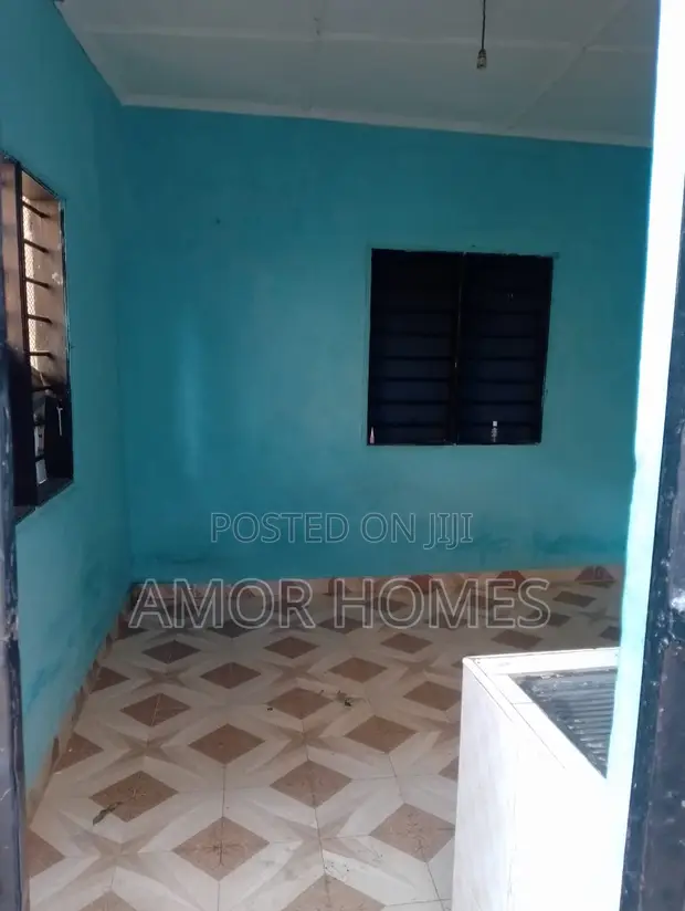1bdrm Bedsitter in Kiembeni for rent