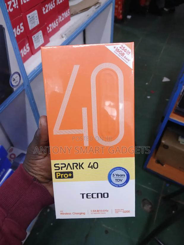 New Tecno Spark 40 Pro+ 256 GB - thumbnail 3
