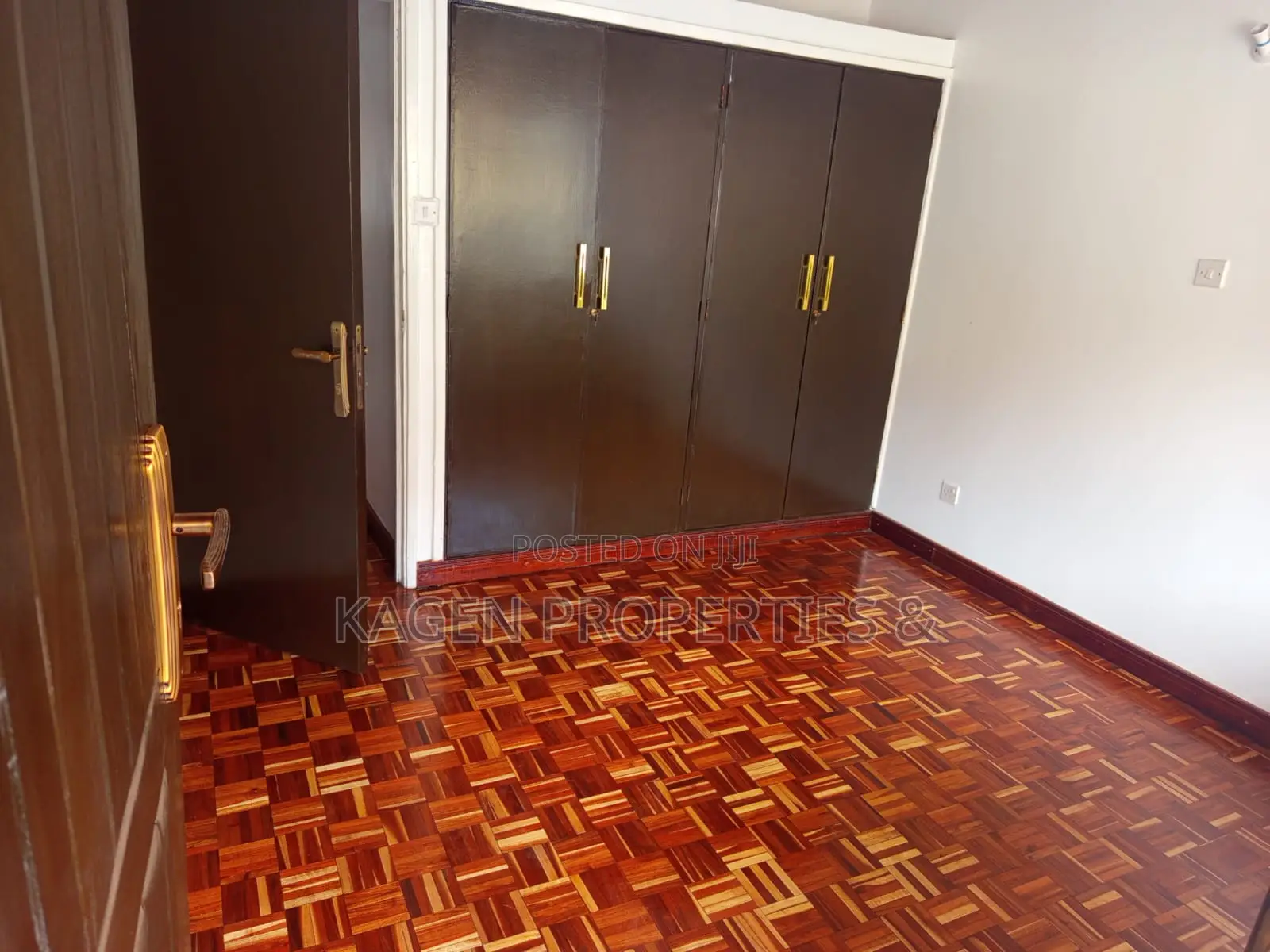 4bdrm Maisonette in Lavington for sale