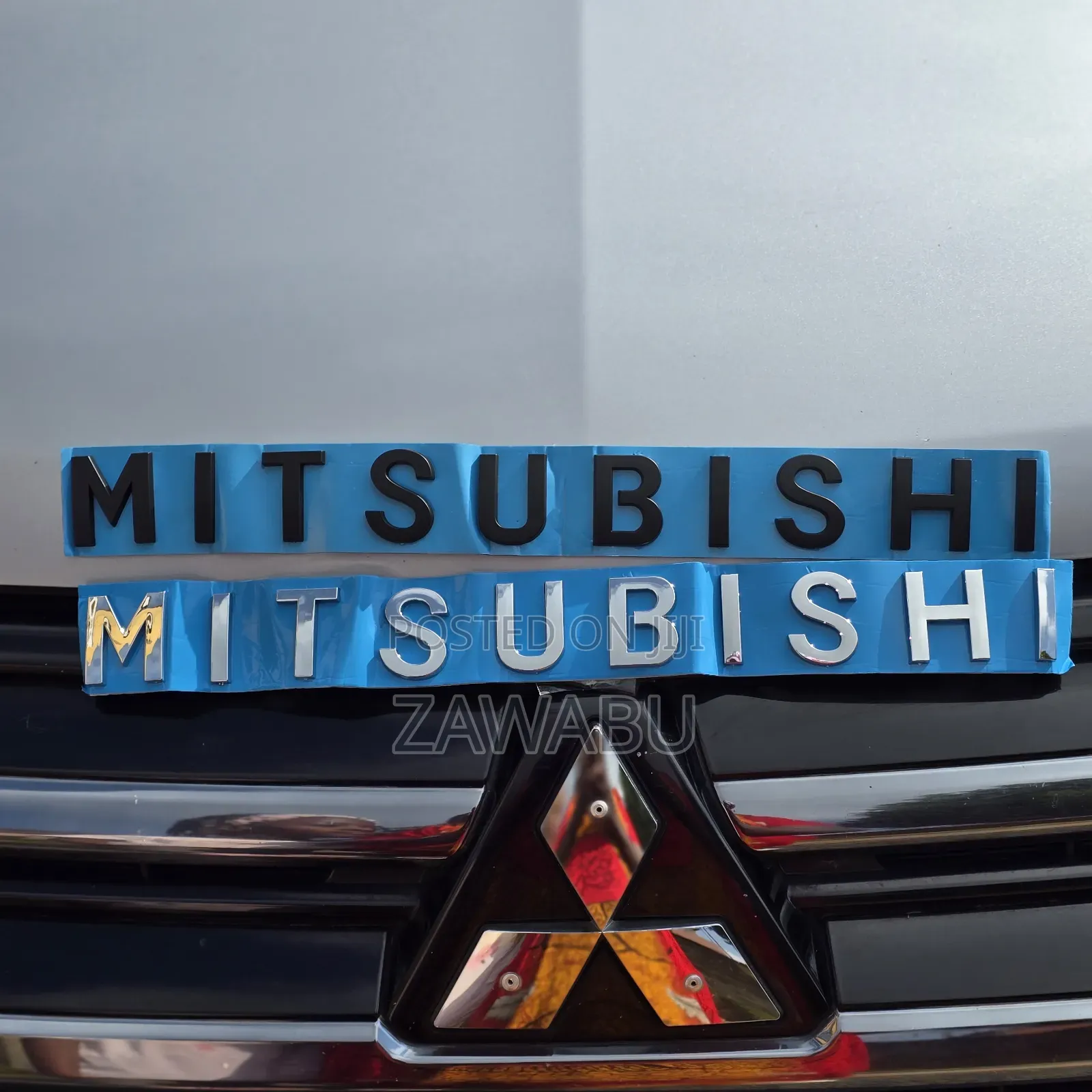 Mitsubishi Outlander Bonnet Logo