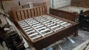 Queen's Beds