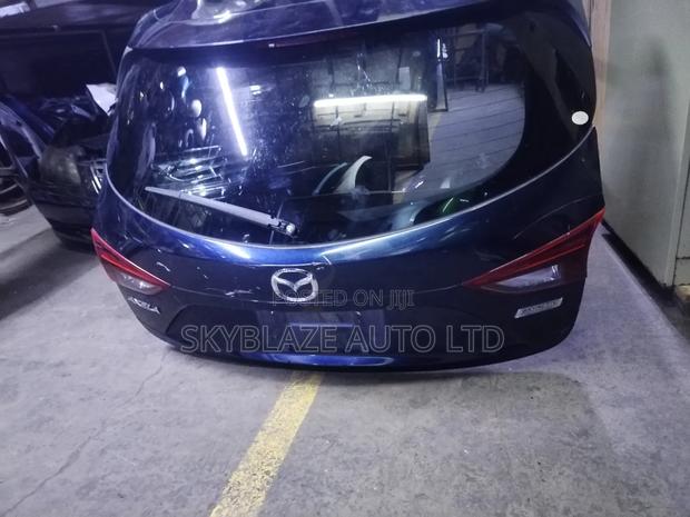 Mazda Axela 2014 Tailgate - main view