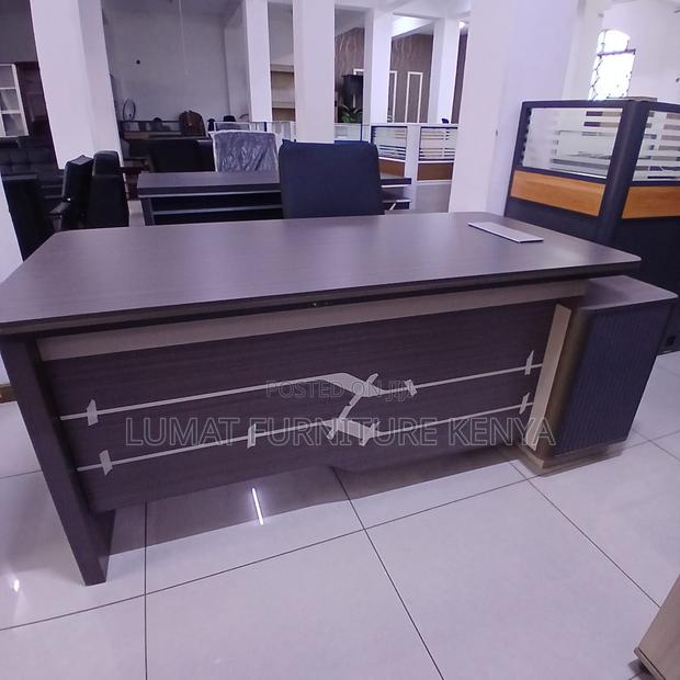 Professional Office Desk - thumbnail 5