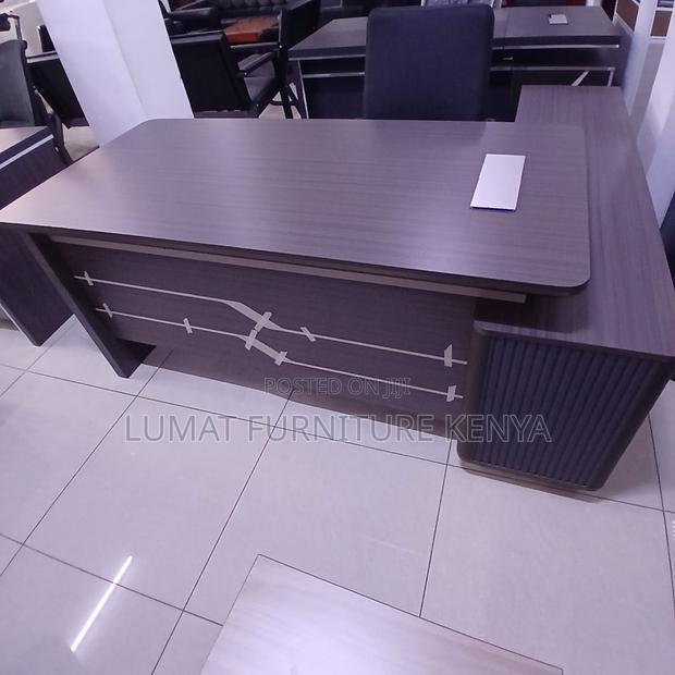 Professional Office Desk - thumbnail 6