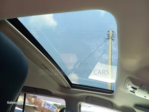Toyota Land Cruiser Prado 2019 White