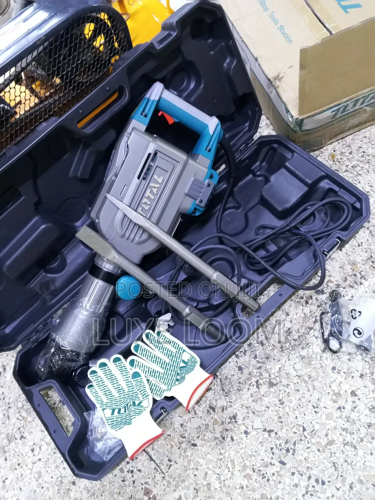 Total Demolition Hammer Drill 1700watts