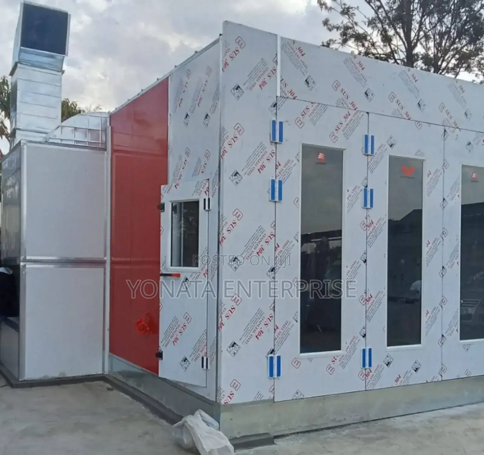 Industrial Grade Automatic Car Spray Booth Supply and Installation