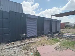 Pre-Ordered Container Stalls