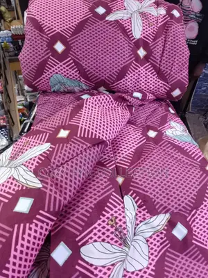 Duvet Set With Bedsheet N Pillowcases