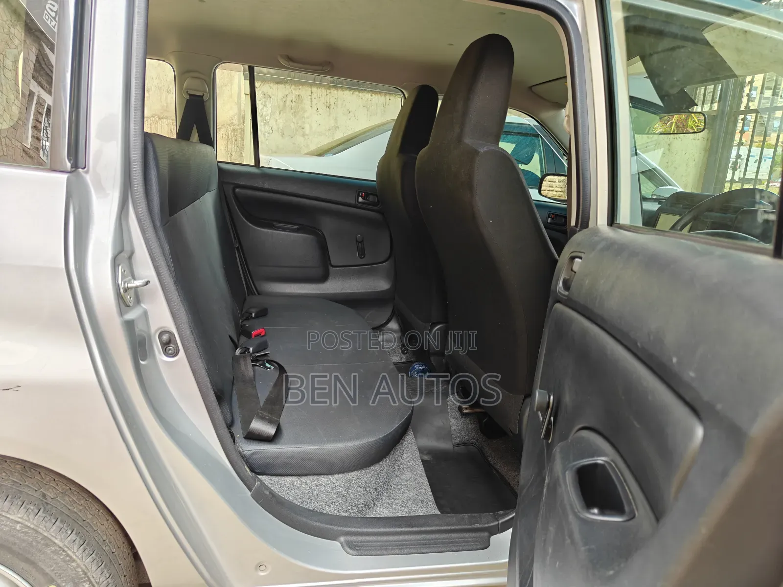 Toyota Probox 1.3 DX 2WD 2018 Silver