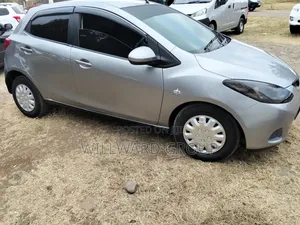 Mazda Demio 2013 Silver