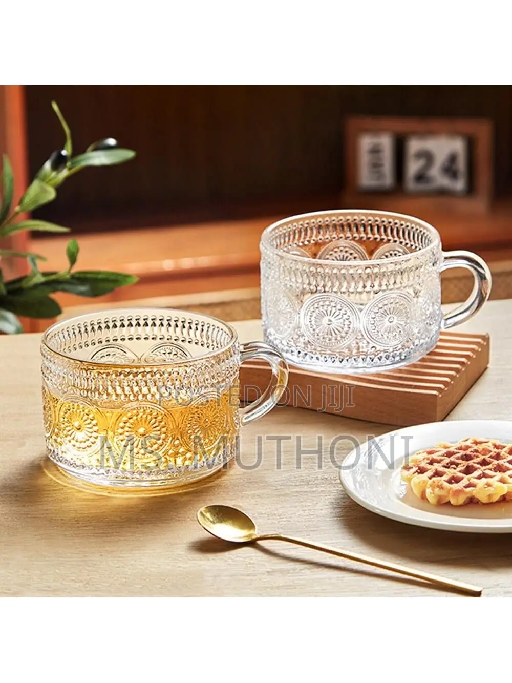 4 PCS Vintage Glass Coffee Mugs With a Bamboo Lid