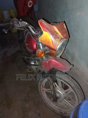 TVS HLX Plus ES 2019 Red