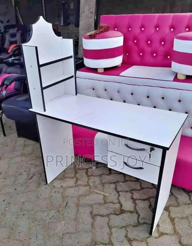 Salon Seats and Pedi Tables - thumbnail 2