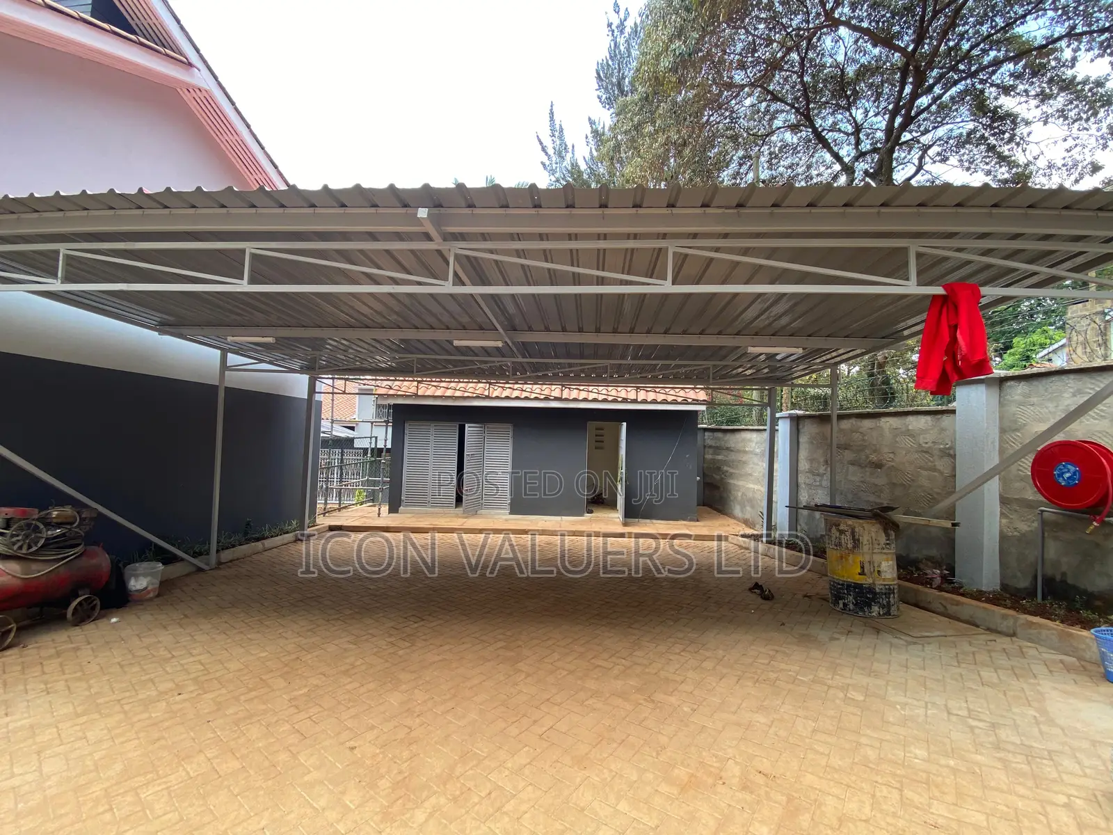 4bdrm Maisonette in Lantana Court, Raphta Road Area for rent