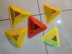 Triangle Markers Training Cones Set (10 Pieces)
