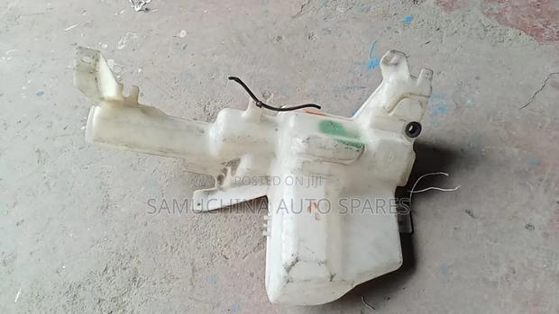 Washer Bottle Nissan Murano